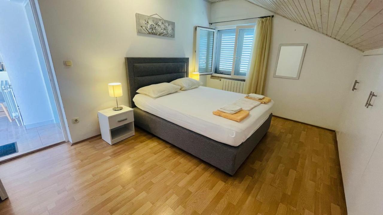 Apartments Danijela Лумбарда Екстериор снимка